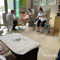 足护氏采耳修脚店(七克拉店)